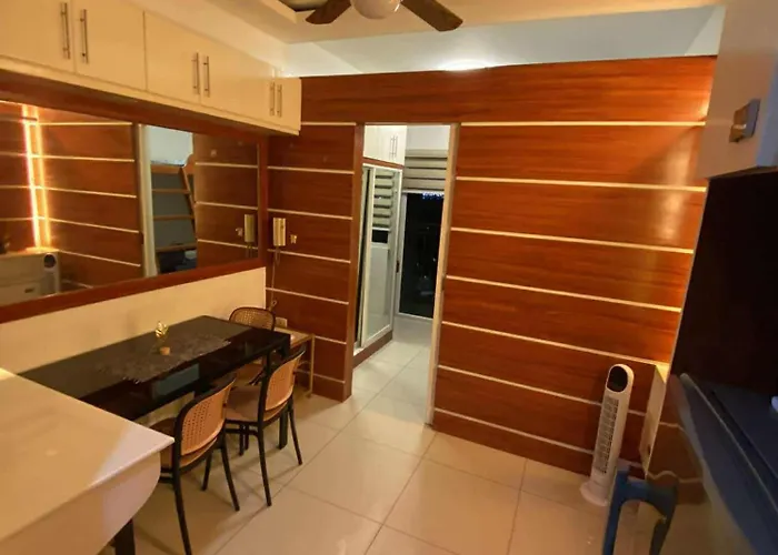Apartahotel Mj&j Breeze Staycation